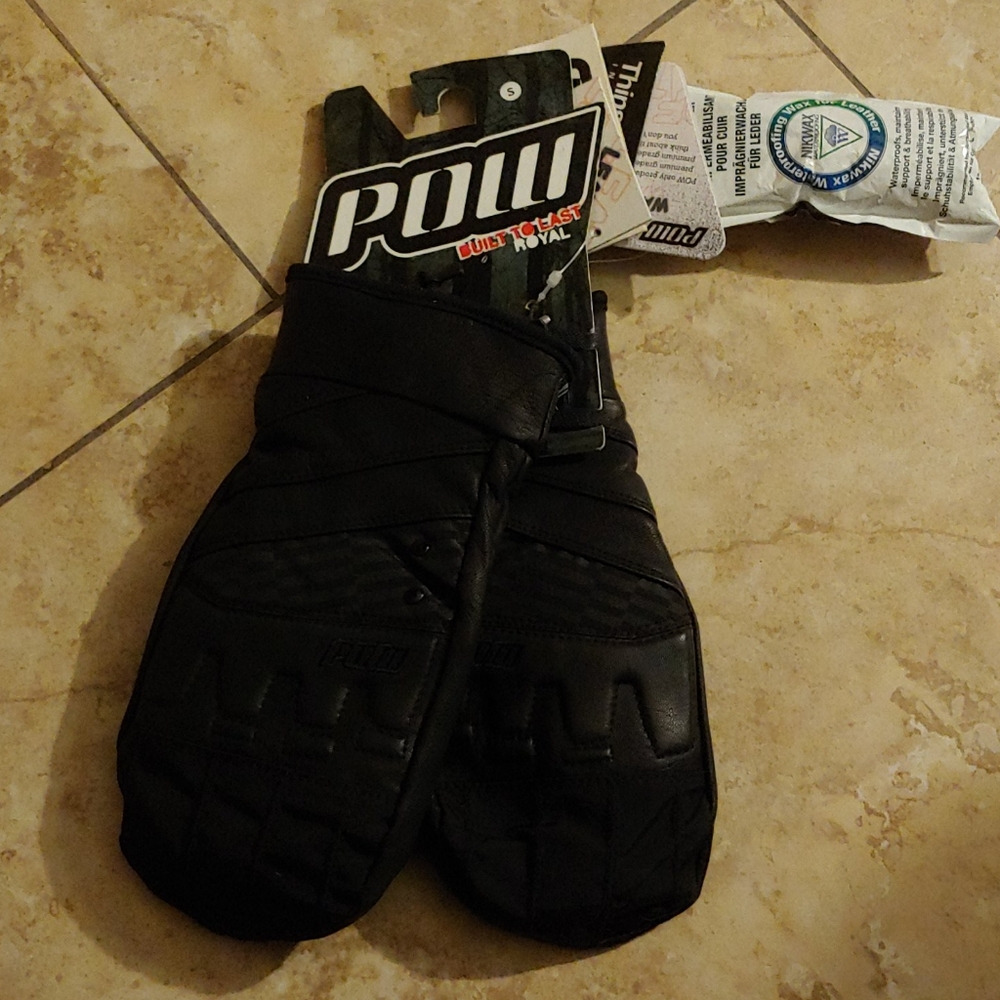🎊Pow board gloves size small